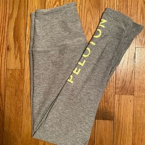 Beyond Yoga Peloton caught in the midi leggings